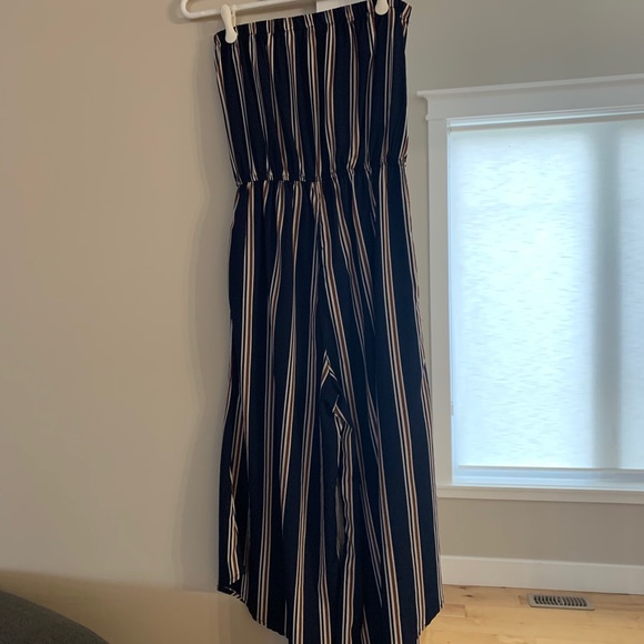 Strapless cropped romper. - Picture 2 of 9